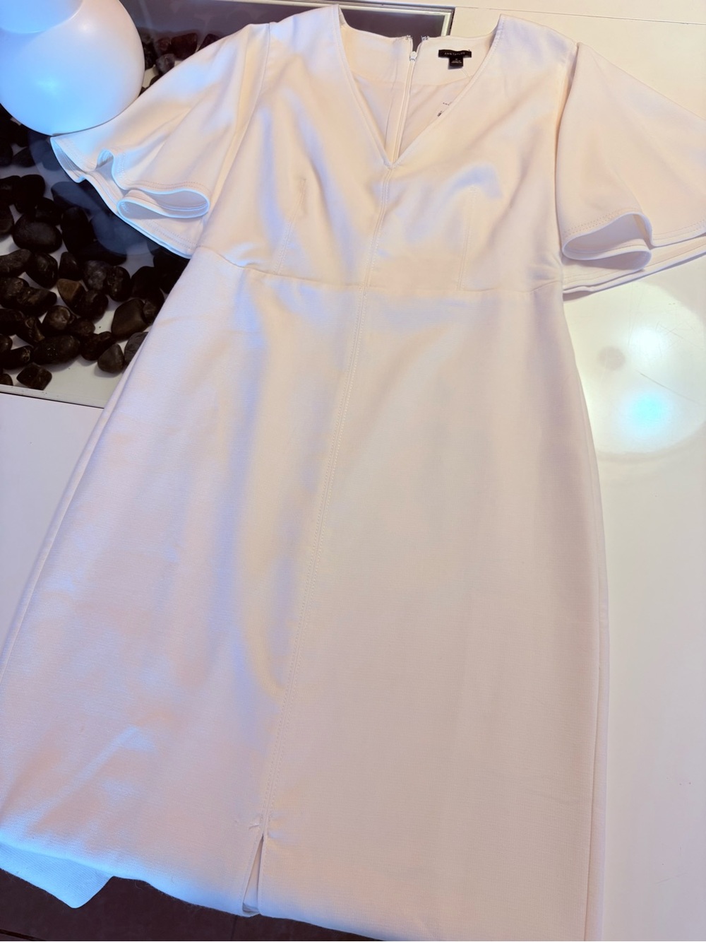 NWT- Ann Taylor Women's Cream V-Neck Flutter Sleeve Dress